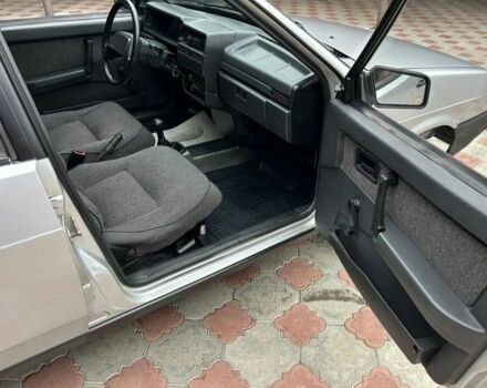 Серый ВАЗ 2109, объемом двигателя 1.5 л и пробегом 289 тыс. км за 1000 $, фото 6 на Automoto.ua