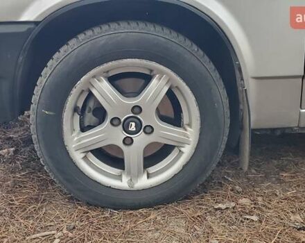 Серый ВАЗ 2109, объемом двигателя 1.5 л и пробегом 200 тыс. км за 1500 $, фото 15 на Automoto.ua