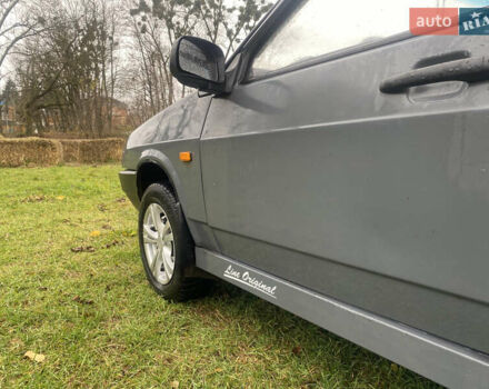 Серый ВАЗ 2109, объемом двигателя 1.5 л и пробегом 102 тыс. км за 1150 $, фото 2 на Automoto.ua