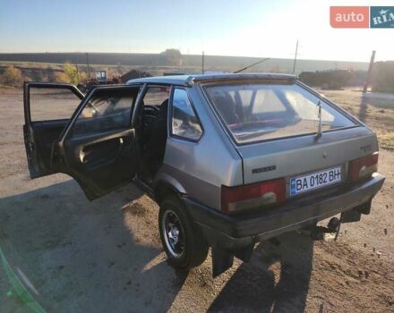 Серый ВАЗ 2109, объемом двигателя 1.5 л и пробегом 138 тыс. км за 2000 $, фото 3 на Automoto.ua