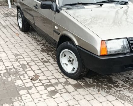 Серый ВАЗ 2109, объемом двигателя 1.5 л и пробегом 280 тыс. км за 1600 $, фото 1 на Automoto.ua