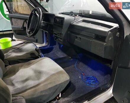 ВАЗ 2109 2003 в Черновцах на Automoto.ua Серый ВАЗ 2109, объемом двигателя 1.5 л и пробегом 200 тыс. км за 2100 $, фото 4 на Automoto.ua