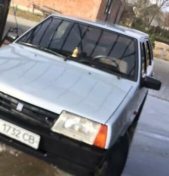 Серый ВАЗ 2109, объемом двигателя 1.5 л и пробегом 200 тыс. км за 1400 $, фото 1 на Automoto.ua