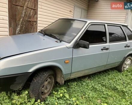 Серый ВАЗ 2109, объемом двигателя 1.5 л и пробегом 300 тыс. км за 800 $, фото 2 на Automoto.ua