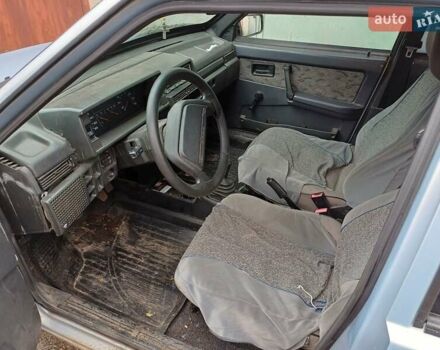ВАЗ 2109 2004 в Житомире на Automoto.ua Серый ВАЗ 2109, объемом двигателя 1.5 л и пробегом 350 тыс. км за 2000 $, фото 1 на Automoto.ua