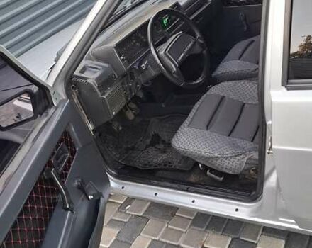 ВАЗ 2109 2004 в Николаеве на Automoto.ua Серый ВАЗ 2109, объемом двигателя 1.5 л и пробегом 180 тыс. км за 1800 $, фото 8 на Automoto.ua