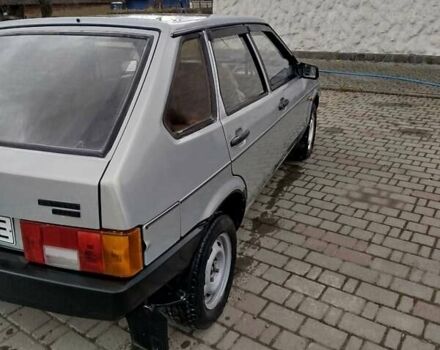 Серый ВАЗ 2109, объемом двигателя 1.5 л и пробегом 230 тыс. км за 900 $, фото 2 на Automoto.ua