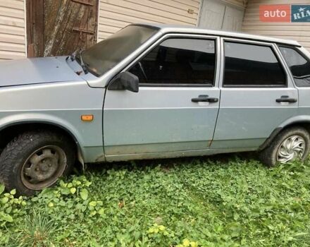 Серый ВАЗ 2109, объемом двигателя 1.5 л и пробегом 300 тыс. км за 800 $, фото 3 на Automoto.ua
