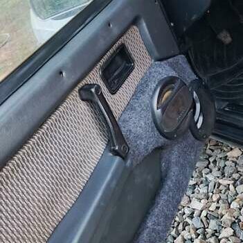 Сірий ВАЗ 2109, об'ємом двигуна 1.5 л та пробігом 310 тис. км за 1399 $, фото 7 на Automoto.ua