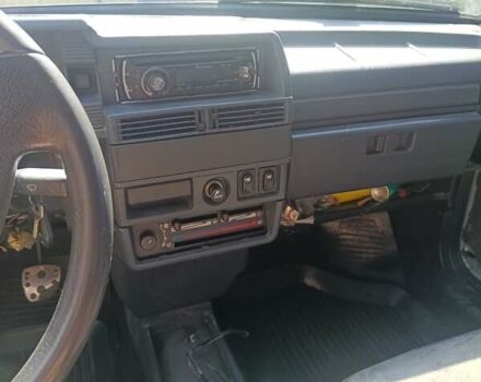 Серый ВАЗ 2109, объемом двигателя 1.5 л и пробегом 184 тыс. км за 1100 $, фото 5 на Automoto.ua