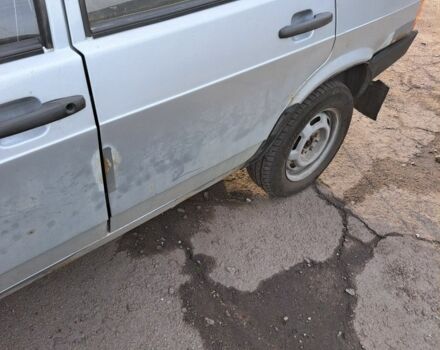 Серый ВАЗ 2109, объемом двигателя 0 л и пробегом 340 тыс. км за 700 $, фото 2 на Automoto.ua