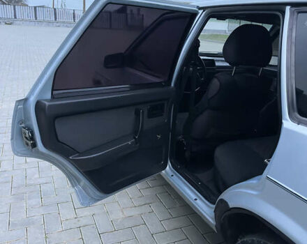 Сірий ВАЗ 2109, об'ємом двигуна 1.5 л та пробігом 225 тис. км за 1300 $, фото 16 на Automoto.ua