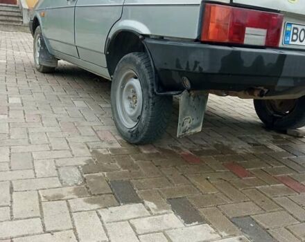 Серый ВАЗ 2109, объемом двигателя 1.5 л и пробегом 220 тыс. км за 999 $, фото 5 на Automoto.ua