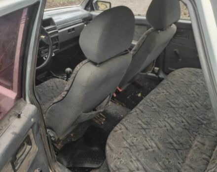 Серый ВАЗ 2109, объемом двигателя 1.5 л и пробегом 200 тыс. км за 381 $, фото 5 на Automoto.ua