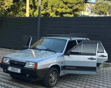 Серый ВАЗ 2109, объемом двигателя 1.6 л и пробегом 250 тыс. км за 2300 $, фото 2 на Automoto.ua