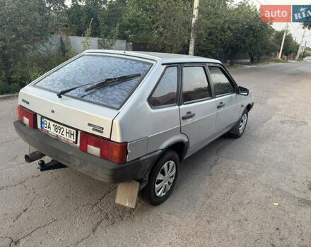 ВАЗ 2109 2005 в Кропивницком (Кировограде) на Automoto.ua Серый ВАЗ 2109, объемом двигателя 1.6 л и пробегом 300 тыс. км за 1250 $, фото 3 на Automoto.ua