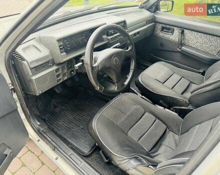 ВАЗ 2109 2006 в Буче на Automoto.ua Серый ВАЗ 2109, объемом двигателя 1.5 л и пробегом 63 тыс. км за 2550 $, фото 8 на Automoto.ua