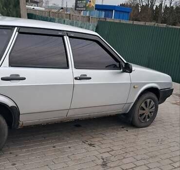 Сірий ВАЗ 2109, об'ємом двигуна 1.6 л та пробігом 280 тис. км за 2100 $, фото 4 на Automoto.ua