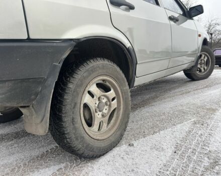 Серый ВАЗ 2109, объемом двигателя 1.6 л и пробегом 190 тыс. км за 1899 $, фото 11 на Automoto.ua