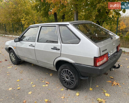 Серый ВАЗ 2109, объемом двигателя 1.6 л и пробегом 325 тыс. км за 1550 $, фото 3 на Automoto.ua