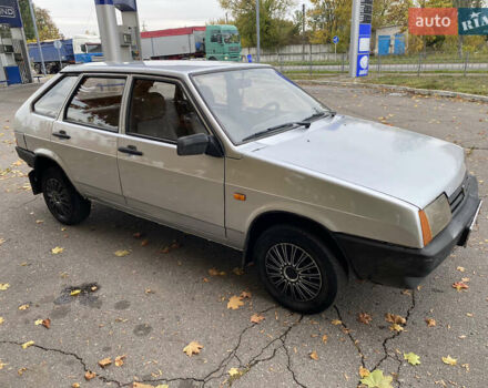 Серый ВАЗ 2109, объемом двигателя 1.6 л и пробегом 325 тыс. км за 1550 $, фото 6 на Automoto.ua