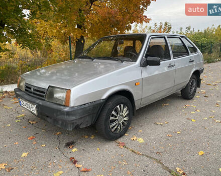 Серый ВАЗ 2109, объемом двигателя 1.6 л и пробегом 325 тыс. км за 1550 $, фото 2 на Automoto.ua