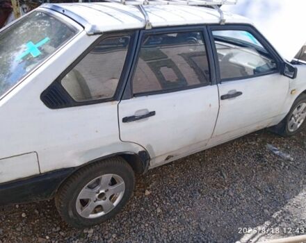 Серый ВАЗ 2109, объемом двигателя 1.5 л и пробегом 100 тыс. км за 700 $, фото 3 на Automoto.ua