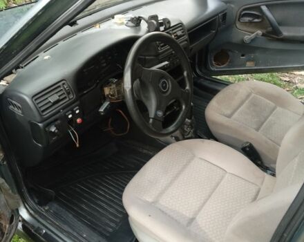 Серый ВАЗ 2109, объемом двигателя 1 л и пробегом 111 тыс. км за 600 $, фото 4 на Automoto.ua