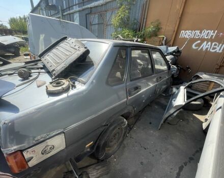 Серый ВАЗ 2109, объемом двигателя 0 л и пробегом 280 тыс. км за 750 $, фото 1 на Automoto.ua