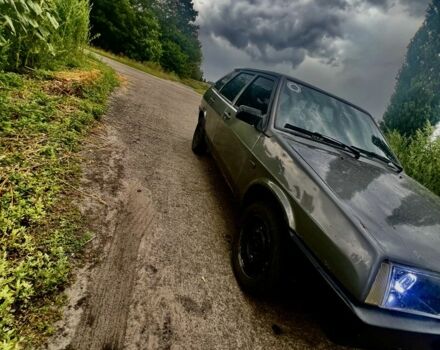 Серый ВАЗ 2109, объемом двигателя 1.5 л и пробегом 270 тыс. км за 1000 $, фото 4 на Automoto.ua