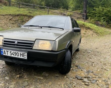 Серый ВАЗ 2109, объемом двигателя 1.6 л и пробегом 180 тыс. км за 1300 $, фото 4 на Automoto.ua