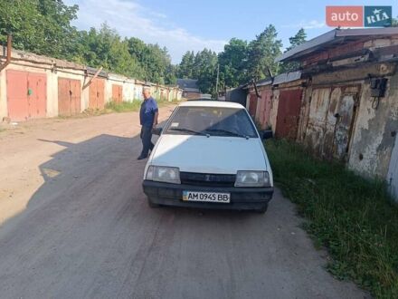 ВАЗ 2109 1988 у Житомирі на Automoto.ua Сірий ВАЗ 2109, об'ємом двигуна 1.3 л та пробігом 250 тис. км за 750 $, фото 1 на Automoto.ua