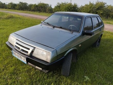 ВАЗ 2109 1989 у Бердичеве на Automoto.ua Сірий ВАЗ 2109, об'ємом двигуна 1.5 л та пробігом 2 тис. км за 899 $, фото 1 на Automoto.ua