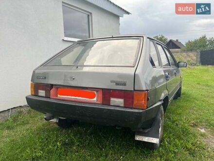 ВАЗ 2109 1990 в Вараш (Кузнецовск) на Automoto.ua Серый ВАЗ 2109, объемом двигателя 0 л и пробегом 35 тыс. км за 800 $, фото 1 на Automoto.ua