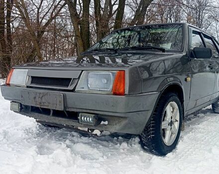Серый ВАЗ 2109, объемом двигателя 1.3 л и пробегом 215 тыс. км за 750 $, фото 1 на Automoto.ua