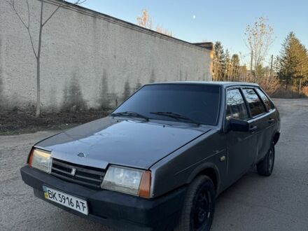 ВАЗ 2109 1990 у Чернівцях на Automoto.ua Сірий ВАЗ 2109, об'ємом двигуна 1.3 л та пробігом 185 тис. км за 650 $, фото 1 на Automoto.ua
