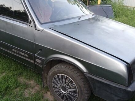 Сірий ВАЗ 2109, об'ємом двигуна 1.5 л та пробігом 100 тис. км за 1000 $, фото 1 на Automoto.ua