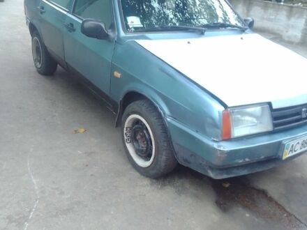 ВАЗ 2109 1990 в Бердичеве на Automoto.ua Серый ВАЗ 2109, объемом двигателя 1 л и пробегом 84 тыс. км за 720 $, фото 1 на Automoto.ua