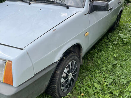 Серый ВАЗ 2109, объемом двигателя 1.5 л и пробегом 300 тыс. км за 700 $, фото 1 на Automoto.ua