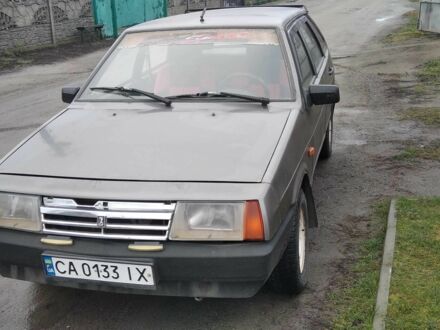 Серый ВАЗ 2109, объемом двигателя 1.3 л и пробегом 400 тыс. км за 947 $, фото 1 на Automoto.ua