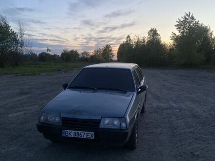 ВАЗ 2109 1991 в Ровно на Automoto.ua Серый ВАЗ 2109, объемом двигателя 1.5 л и пробегом 1 тыс. км за 1400 $, фото 1 на Automoto.ua