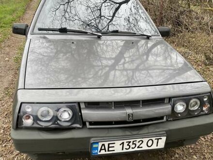Серый ВАЗ 2109, объемом двигателя 1.3 л и пробегом 320 тыс. км за 1350 $, фото 1 на Automoto.ua