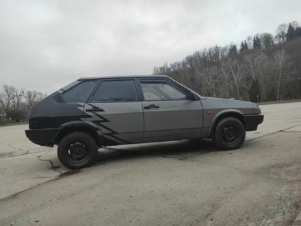 ВАЗ 2109 1991 в Каневе на Automoto.ua Серый ВАЗ 2109, объемом двигателя 0 л и пробегом 15 тыс. км за 1200 $, фото 1 на Automoto.ua