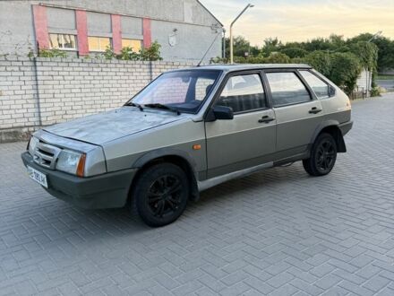 ВАЗ 2109 1991 в Смеле на Automoto.ua Серый ВАЗ 2109, объемом двигателя 1.5 л и пробегом 150 тыс. км за 850 $, фото 1 на Automoto.ua
