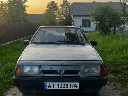 ВАЗ 2109 1991 у Богородчанах на Automoto.ua Сірий ВАЗ 2109, об'ємом двигуна 1.3 л та пробігом 835 тис. км за 650 $, фото 1 на Automoto.ua