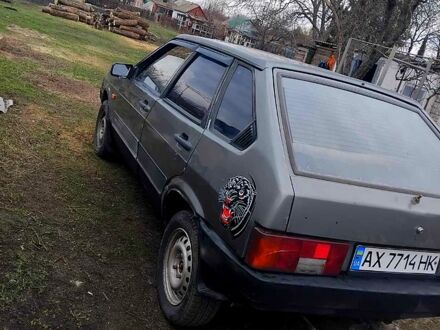 ВАЗ 2109 1991 у Изюме на Automoto.ua Сірий ВАЗ 2109, об'ємом двигуна 1.3 л та пробігом 200 тис. км за 1100 $, фото 1 на Automoto.ua