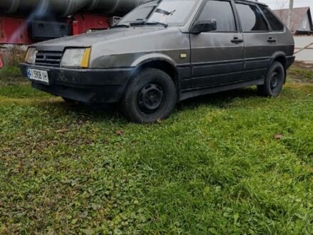 Серый ВАЗ 2109, объемом двигателя 1.5 л и пробегом 200 тыс. км за 1000 $, фото 1 на Automoto.ua