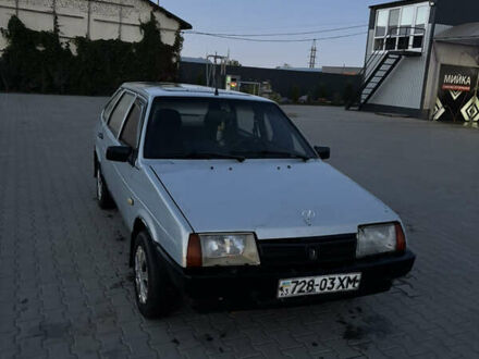 Сірий ВАЗ 2109, об'ємом двигуна 1.5 л та пробігом 200 тис. км за 603 $, фото 1 на Automoto.ua