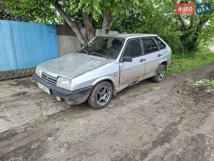 ВАЗ 2109 1992 у Славянске на Automoto.ua Сірий ВАЗ 2109, об'ємом двигуна 1.5 л та пробігом 100 тис. км за 900 $, фото 1 на Automoto.ua