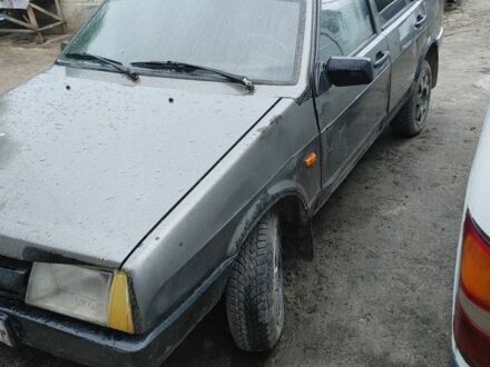 ВАЗ 2109 1992 у Львові на Automoto.ua Сірий ВАЗ 2109, об'ємом двигуна 0 л та пробігом 86 тис. км за 595 $, фото 1 на Automoto.ua